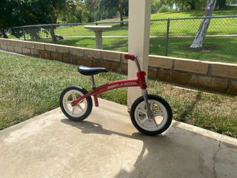 Radio Flyer Balance Bike