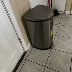 trash can