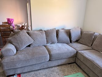 Large Gray Fabric Sectional Sofa with Chaise