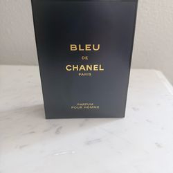Chanel perfume BLEU DE CHANEL