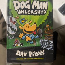 Pilkey Dog Man 6 Books
