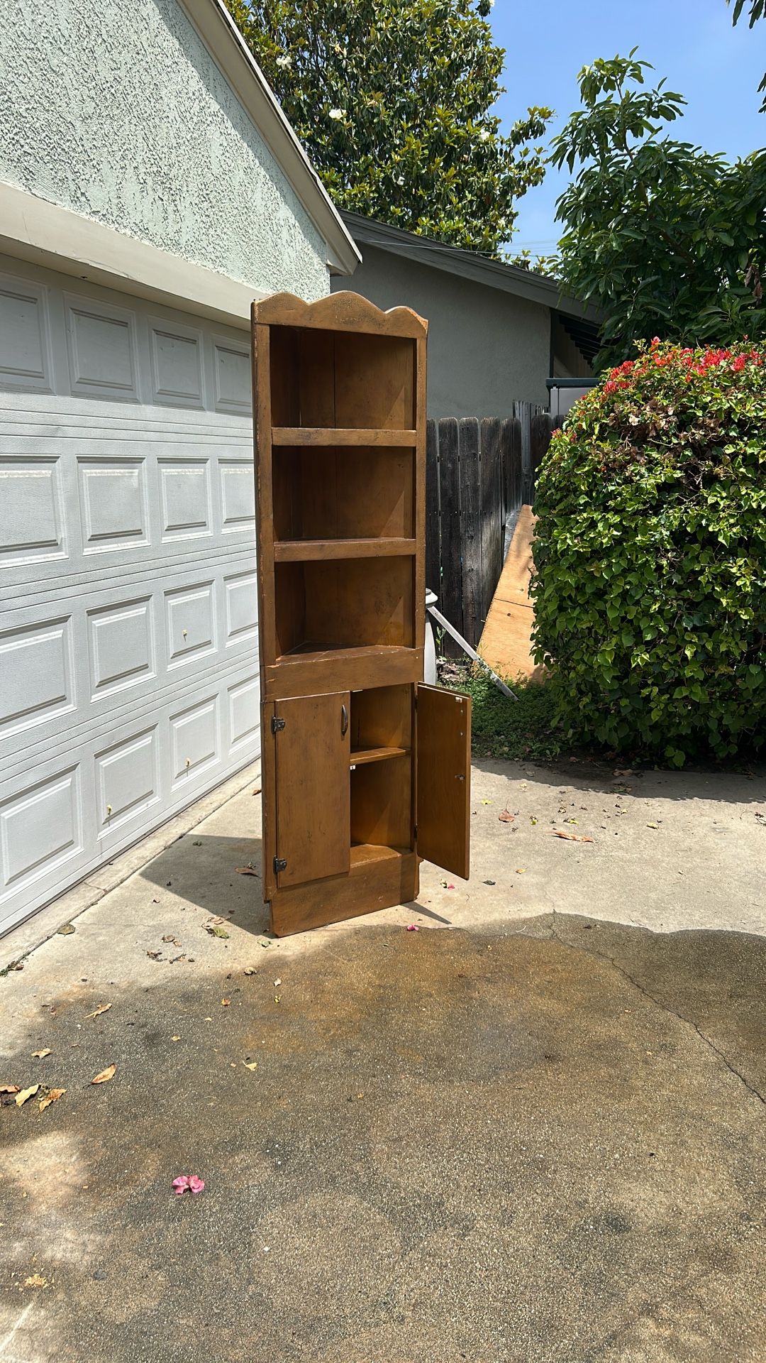 Corner Shelf