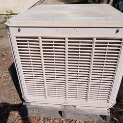 Side Draft Evaporative Cooler