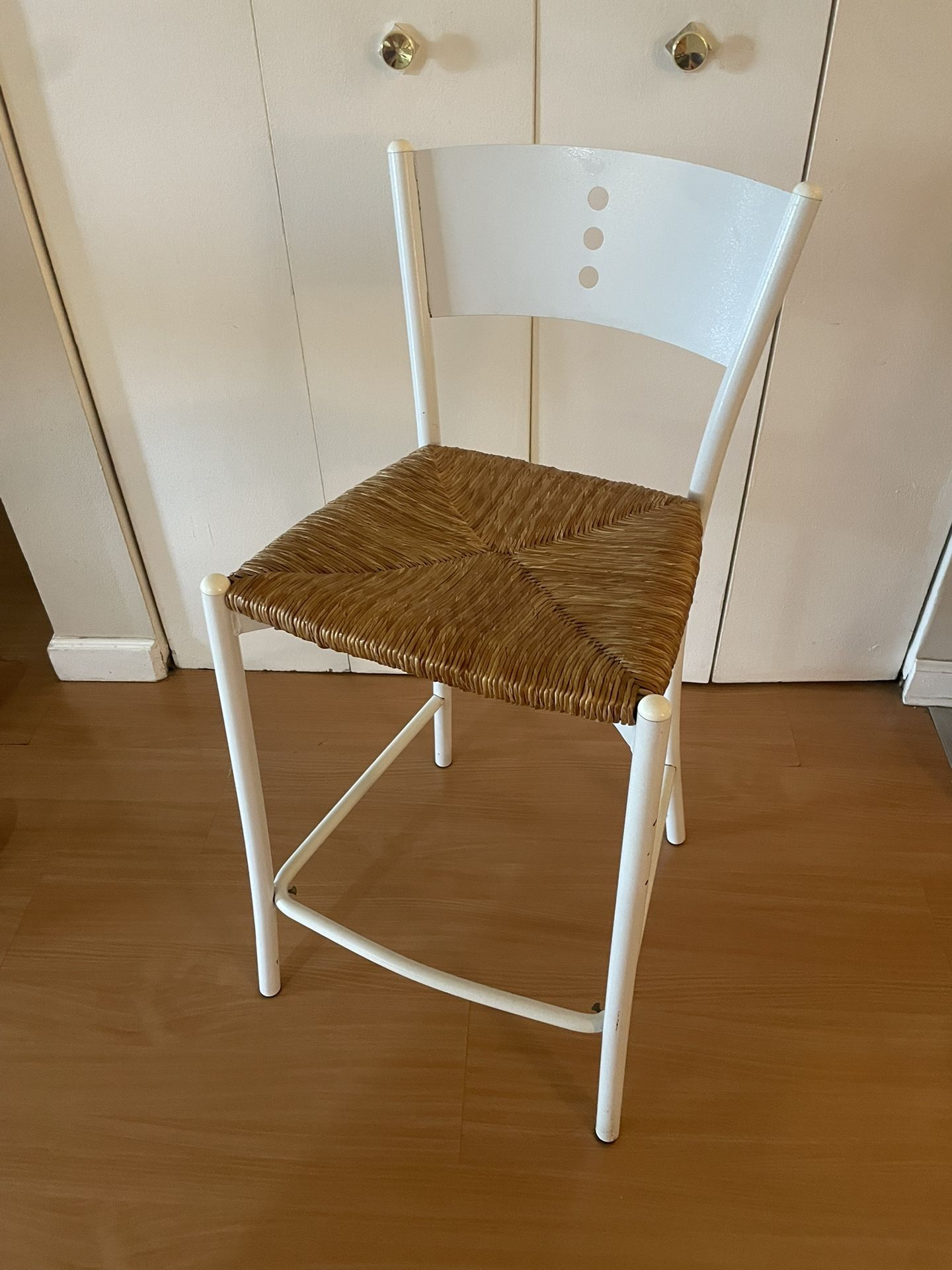 Tall Wicker And White Metal Chair