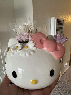 Hello Kitty Butterfly Planter
