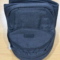 Hip Seat Baby Carrier New with tags. Color grey.