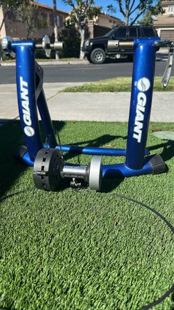 Bicycle Training With Extra Tire