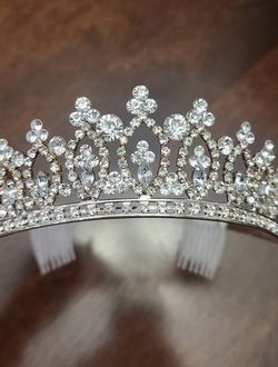 Crown Silver