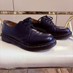 Dr. Martens 1460 Bex Women’s Size 9