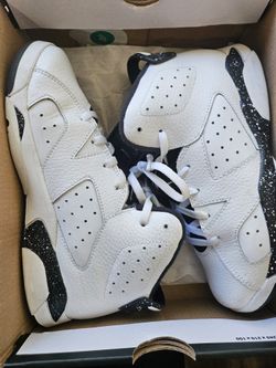Jordan 6 Retro (PS)Jordan 6 retro (ps) white and black size 3