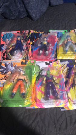 Bandai Dragon Ball Evolve figures