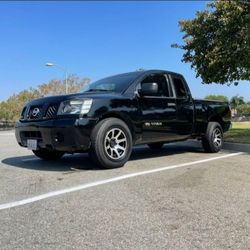 2004 Nissan Titan