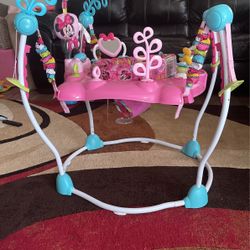 Minnie Mouse bouncer 