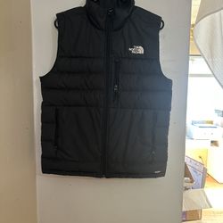 The North Face 550 puffer Vest