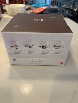 Pier 1 Stemless Wine Glasses Set of 4