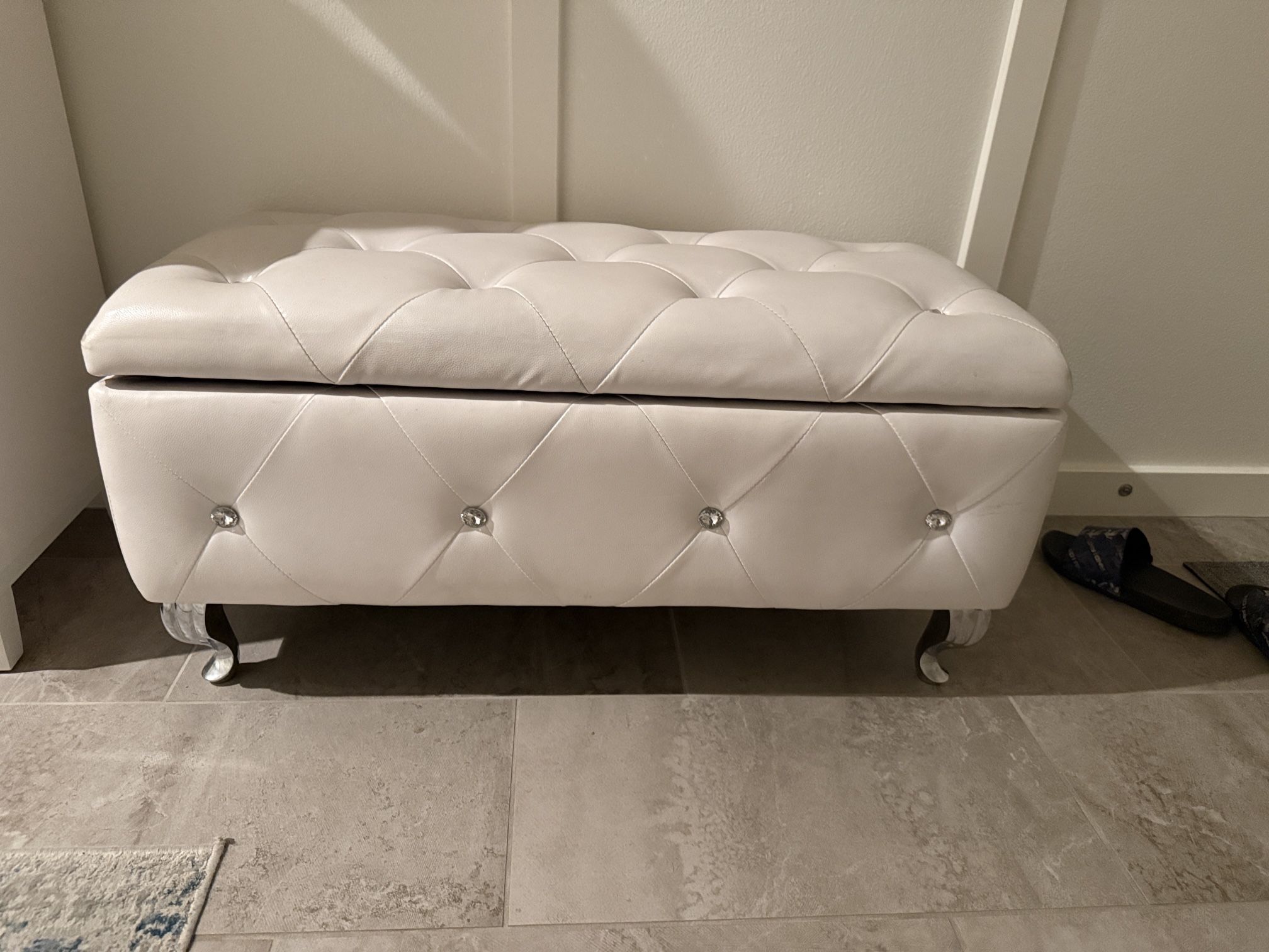 White Upholstered Faux Leather Ottoman Bench With Crystal Button