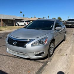 Nissan Altima 