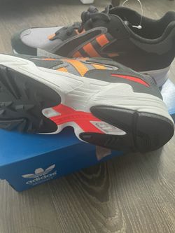 Adidas 9
