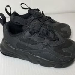 Nike Air Max 270 RT PS Kids Black size 4C used like new