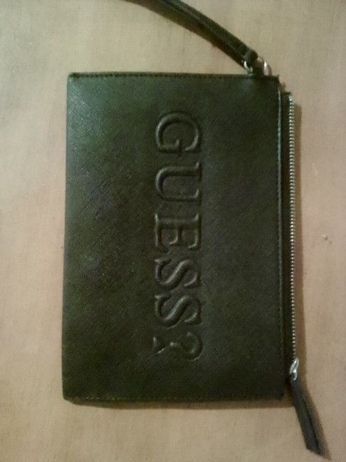 GUESS Wallet