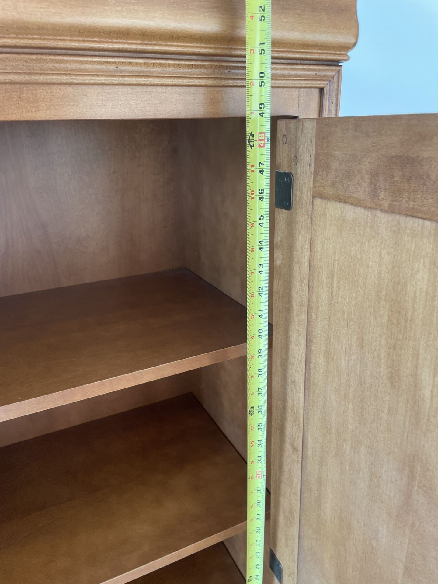 Dresser / Armoire
