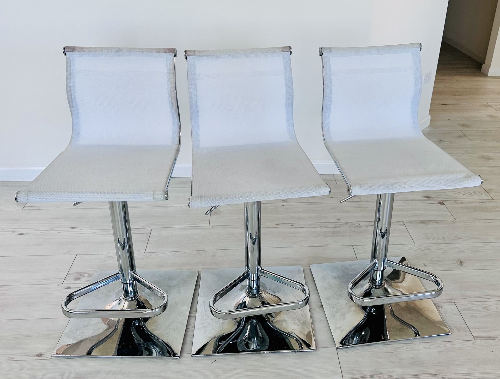 Adjustable Counter Top Chairs