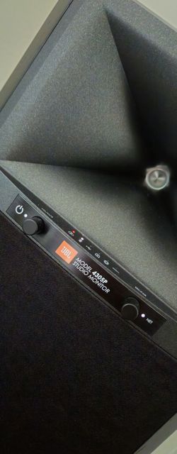 JBL 4305p Studio Monitor
