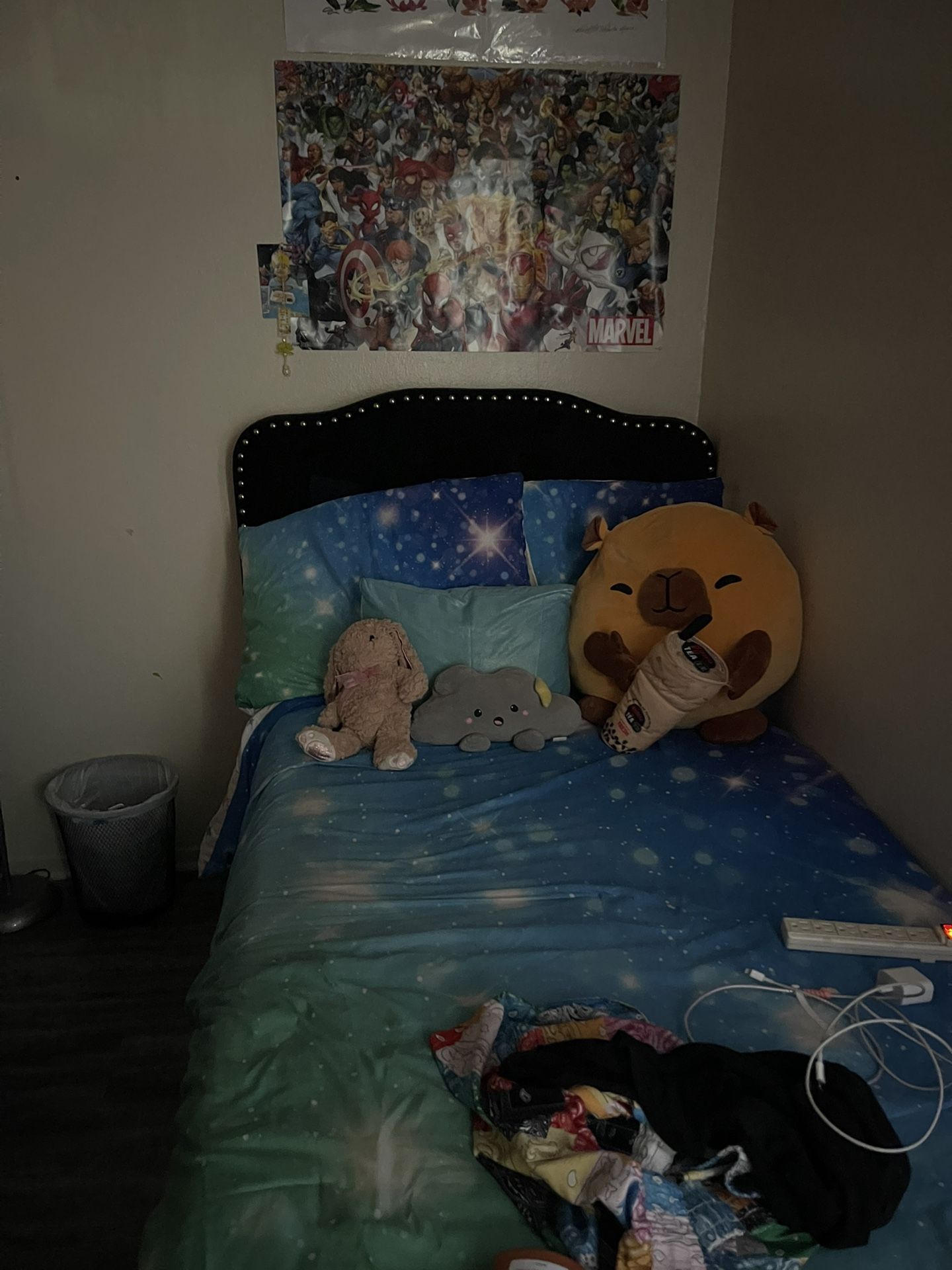 Twin Bed