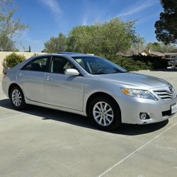 2010 Toyota Camry XLE 