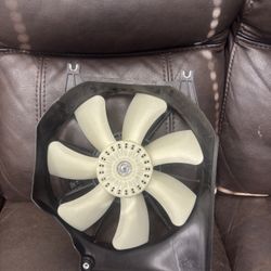 Engine Cooling Fan Denso OEM For Honda And Acura @ M6 / Excellent Condition 