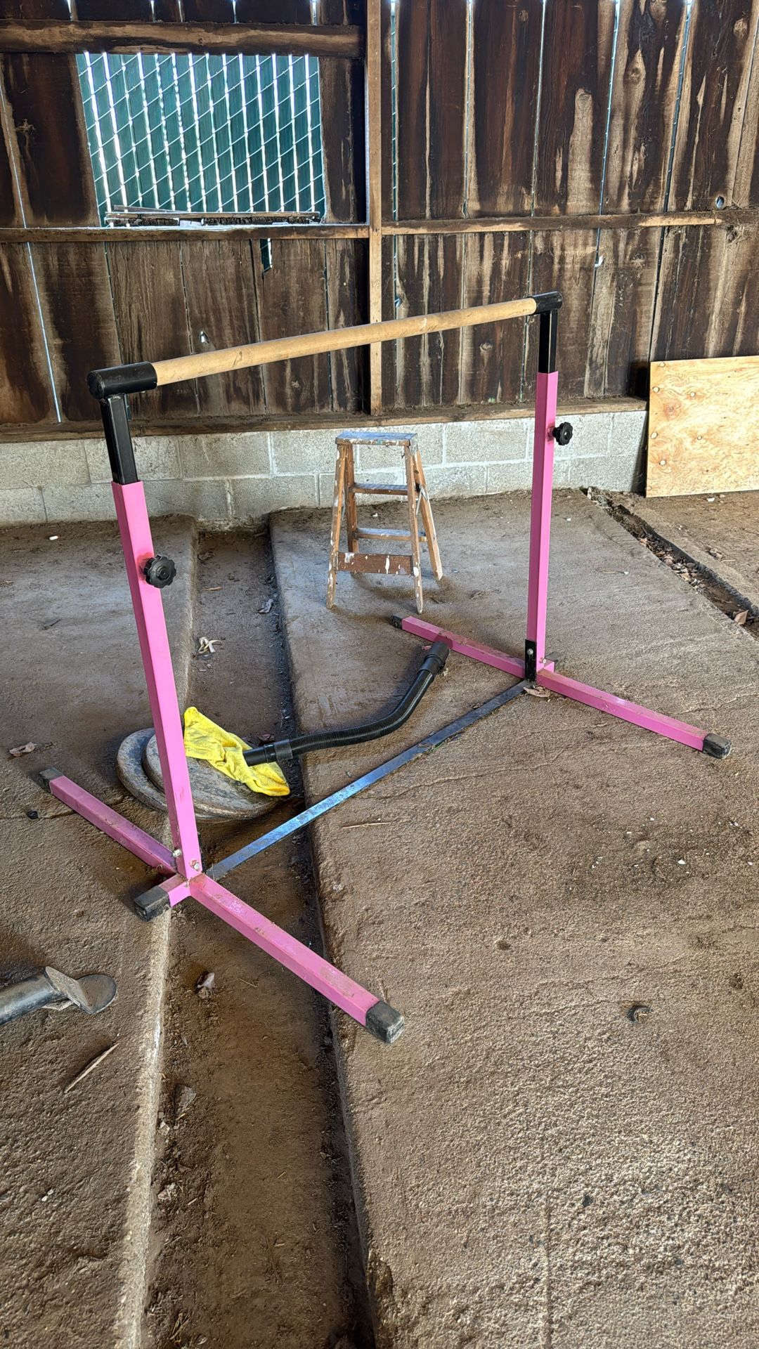 Gymnastic bar
