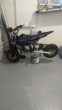 96v Razor Mini E-bike