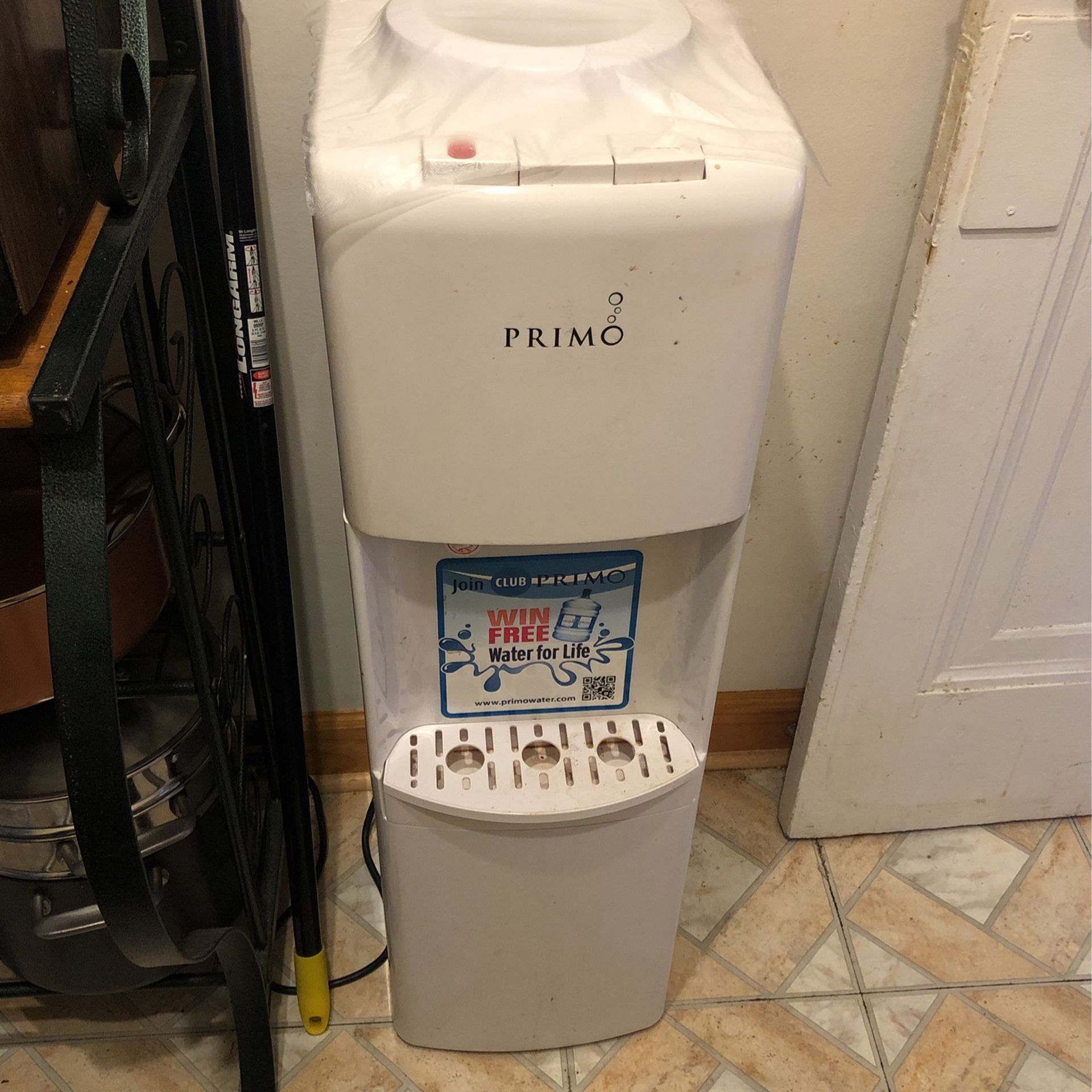 Water Dispenser 