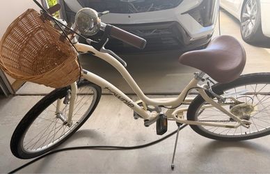 Electra Townie Cruiser Bike with Basket