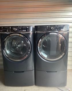 GE Washer And Electric Dryer Matching Set