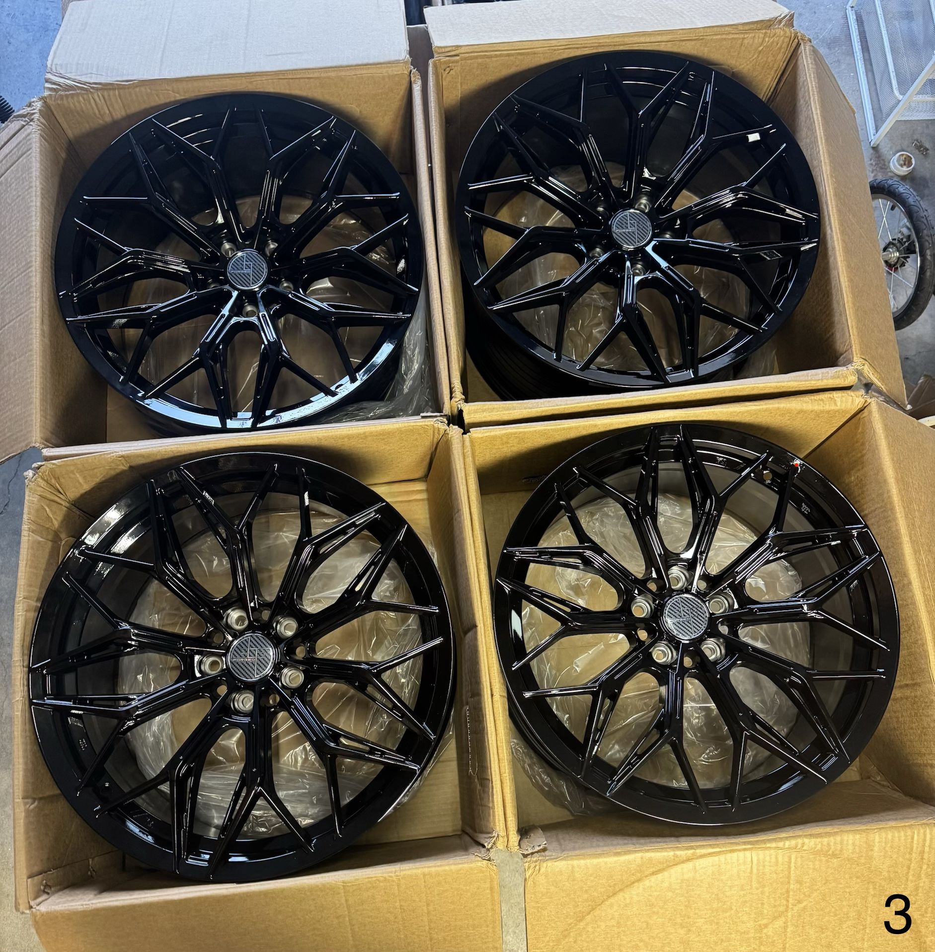 Set of 19” Inch Wheels Rims Gloss Black Staggered 5x112