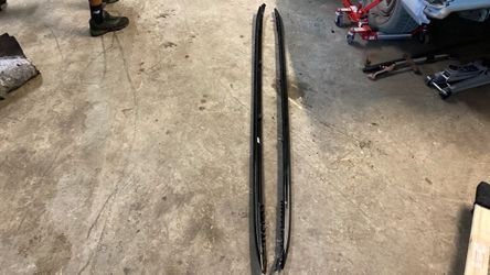 Tahoe roof rail trim slips