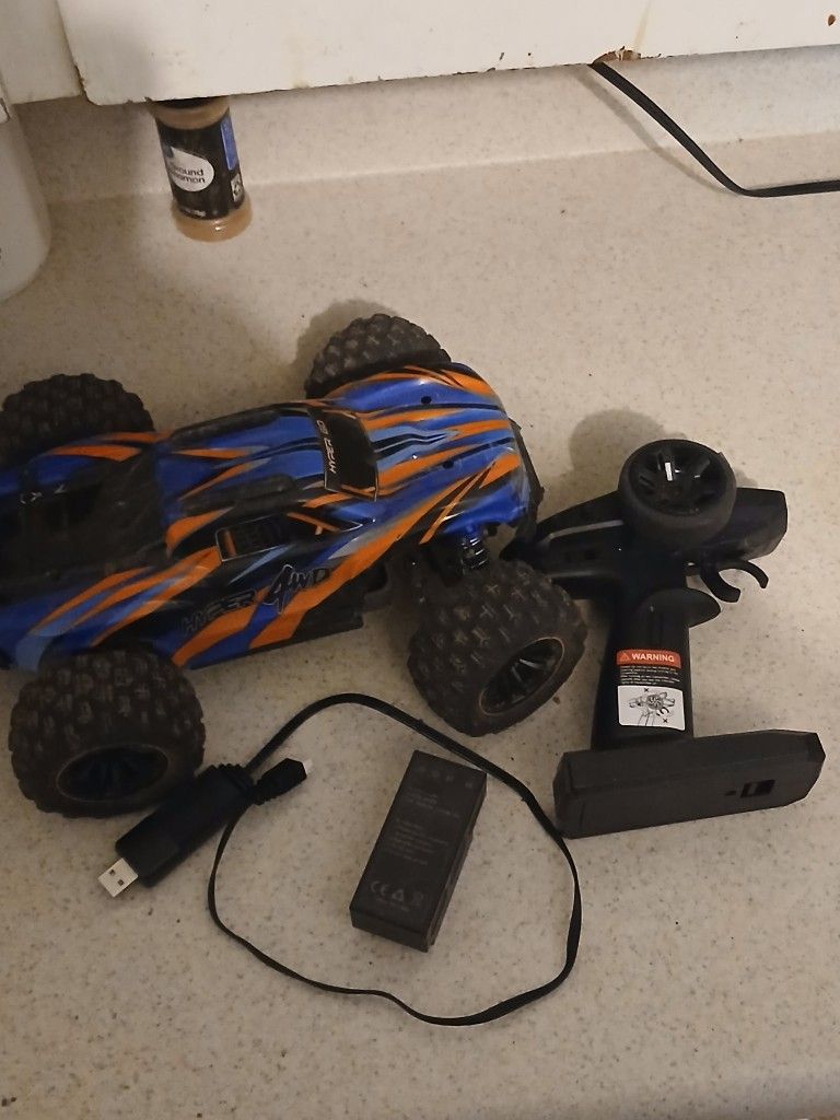 Hyper go remote control Car 4X4 50.00 Obo