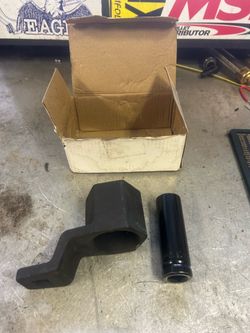 Honda V-6 Balancer bolt holding tool and socket