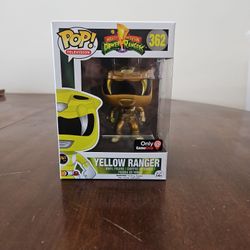 Mighty Morphin Power Rangers Yellow Ranger (Gold) (Gamestop)