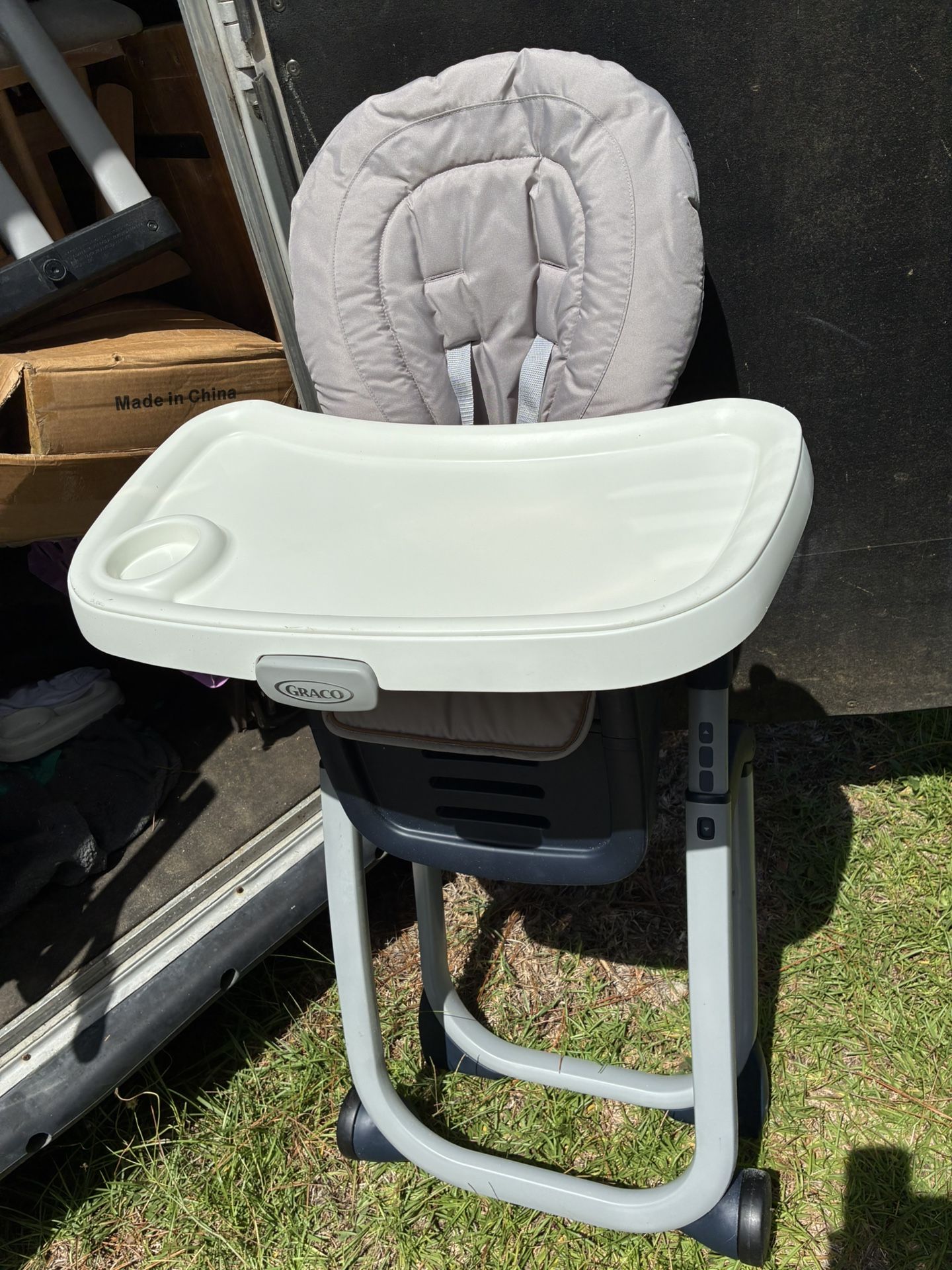 Graco High Chair On Wheels