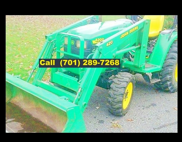Compact Loader Tractor 4X4 1996 John Deere 4200