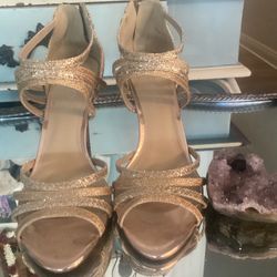 ALDO Gold glitter Size 10 Heels 