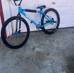 Throne Cookies Bike