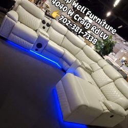 🙋‍♂️ Reclining Sectional Sofa 👉Furniture Queen Bedrooms, Dining Table Sets Avail 