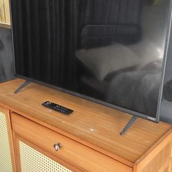 Vizio Class 4K UHD LED HDR Smart TV