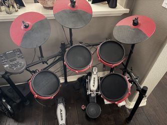 Alesis Nitro Drum Set Perfect Shape 