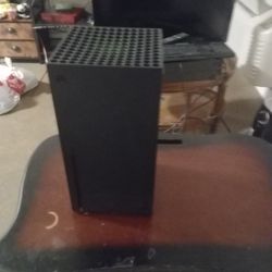 Xbox One X Tower 