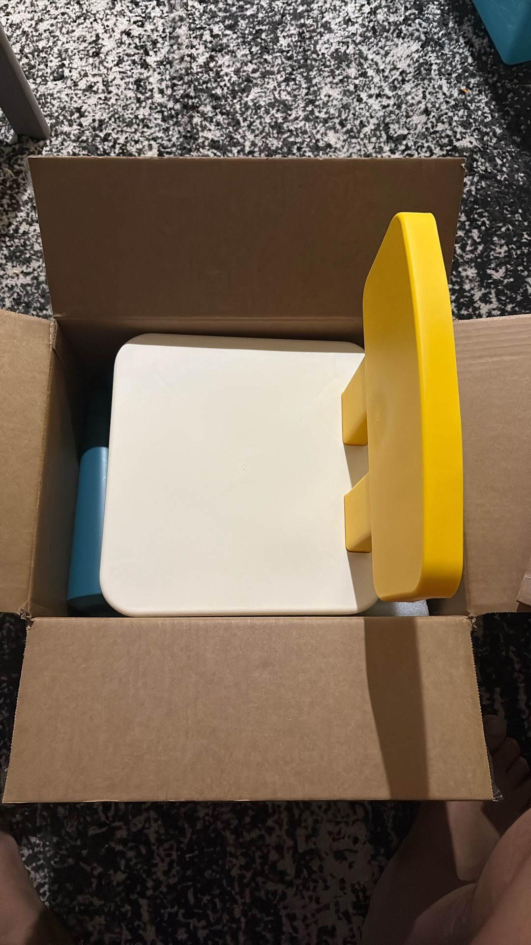 Plastic Toddler Chairs: 2 Pcs Kids Chairs