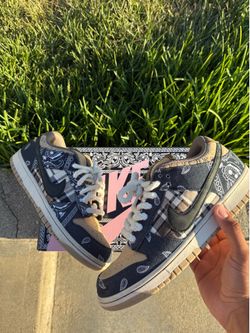 Travis Scott Nike SB Dunks 10.5